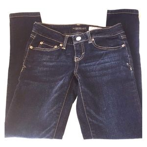 Aeropostale Low Rise Skinny Jegging!